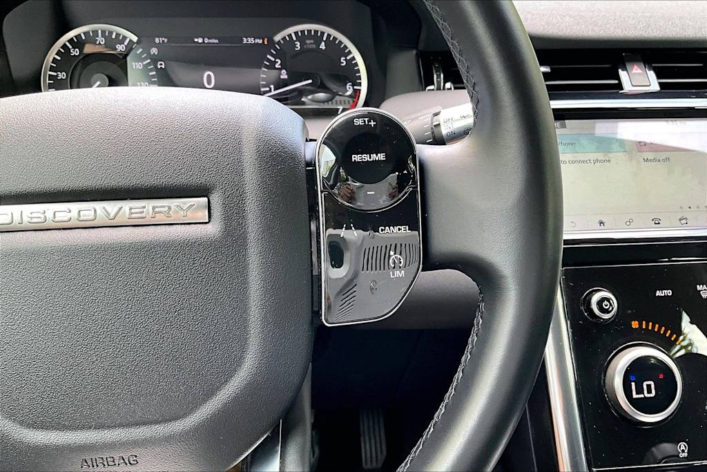 Thumbnail: 2020 Land Rover Discovery Sport - 26