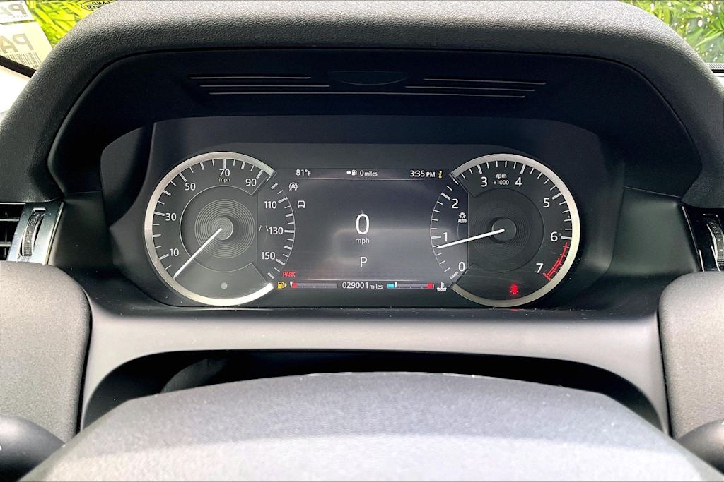 Thumbnail: 2020 Land Rover Discovery Sport - 18