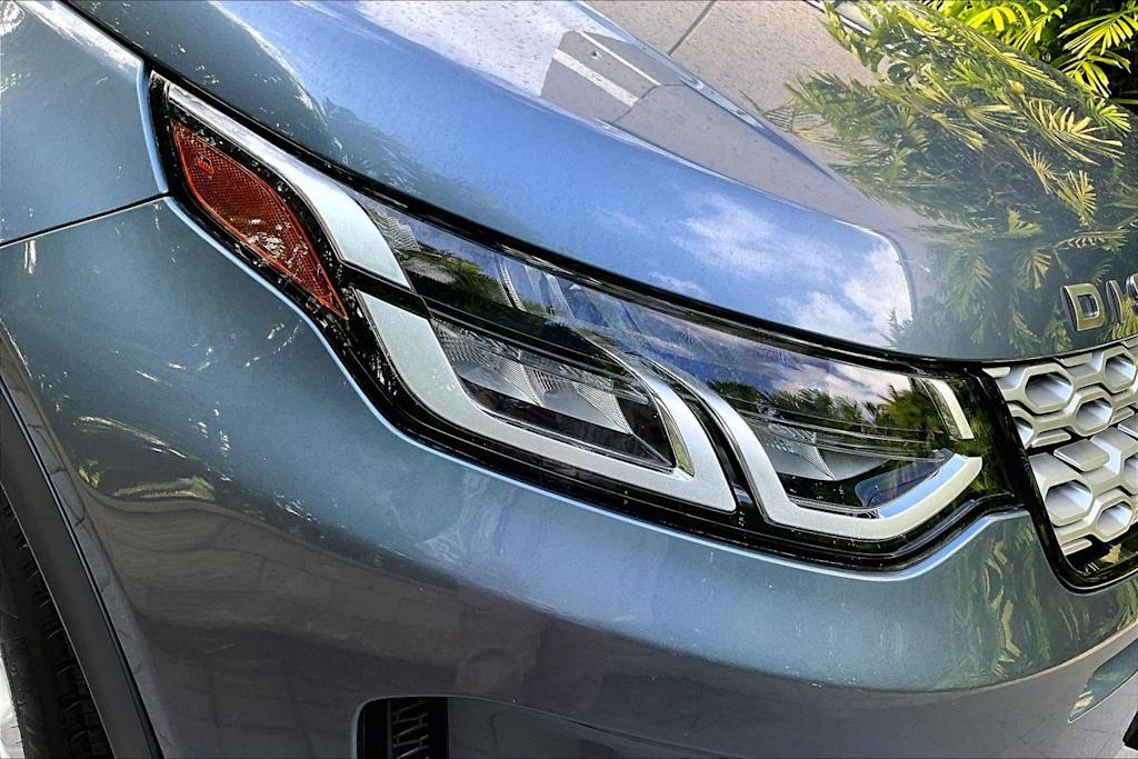 Thumbnail: 2020 Land Rover Discovery Sport - 31