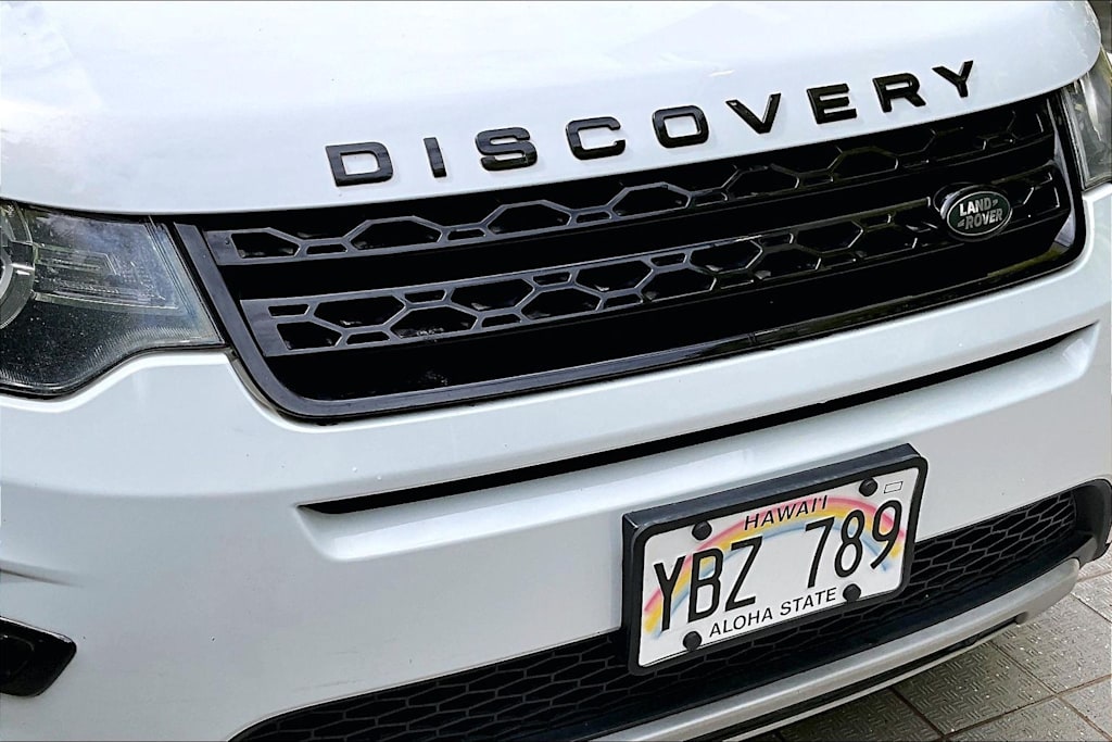 Thumbnail: 2015 Land Rover Discovery Sport - 33