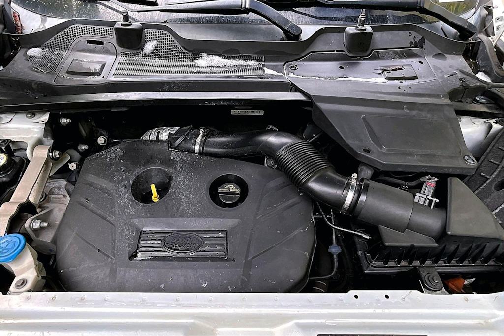 Thumbnail: 2015 Land Rover Discovery Sport - 9