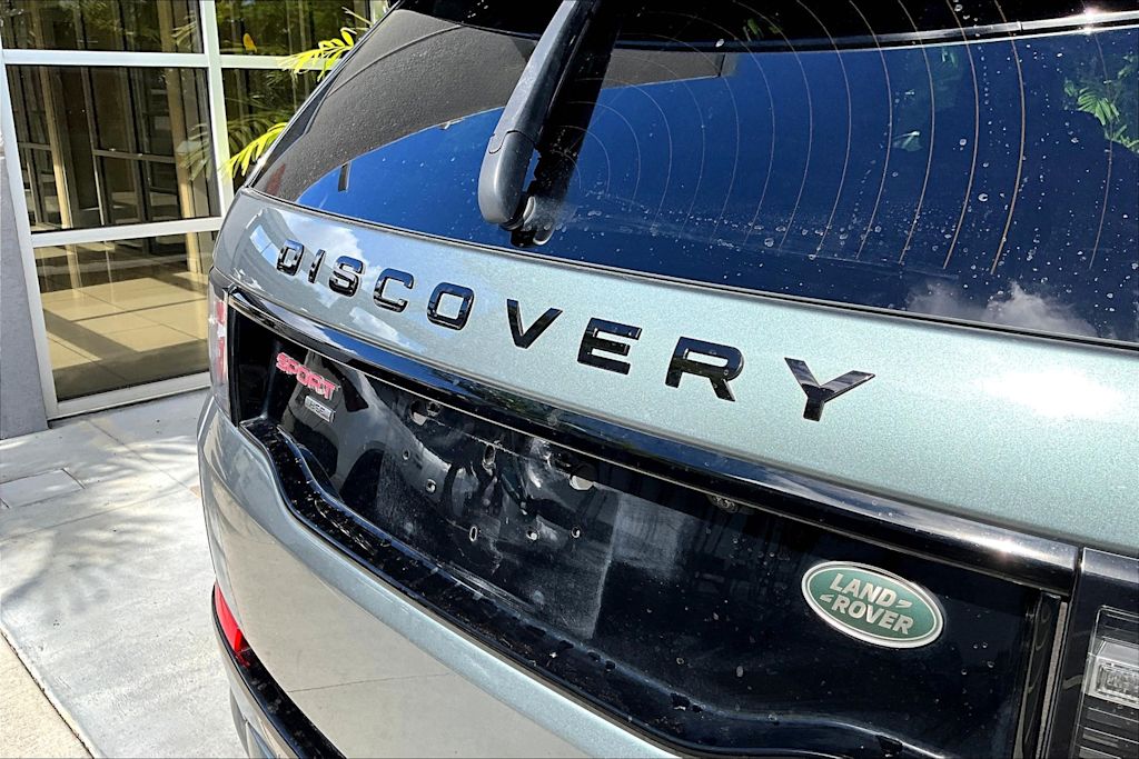 Thumbnail: 2018 Land Rover Discovery Sport - 7