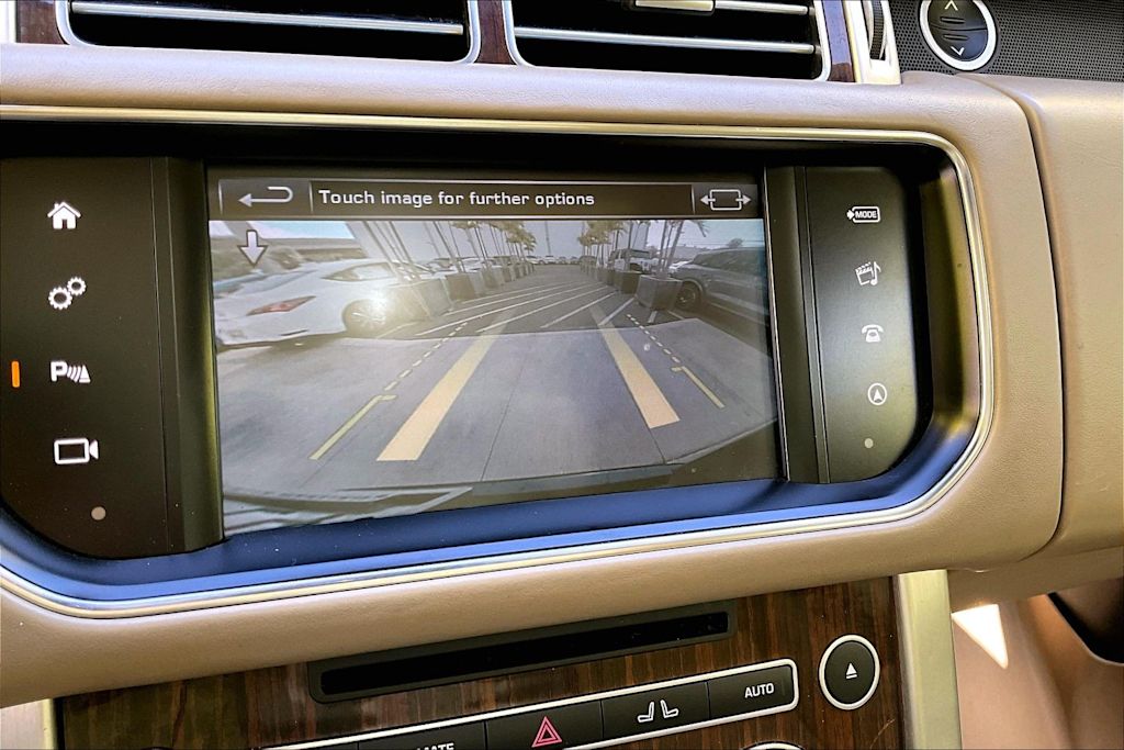 Thumbnail: 2016 Land Rover Range Rover - 16