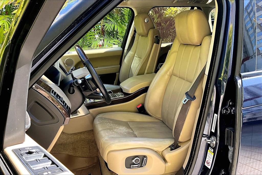 Thumbnail: 2016 Land Rover Range Rover - 11