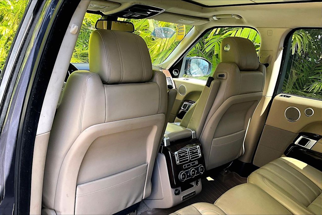Thumbnail: 2016 Land Rover Range Rover - 13