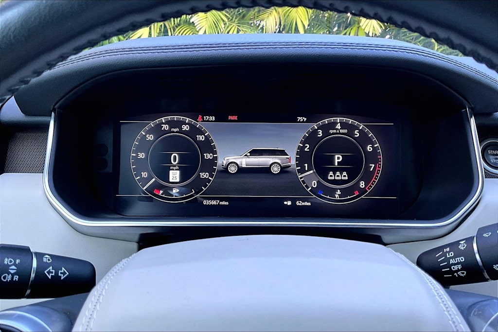 Thumbnail: 2022 Land Rover Range Rover - 18