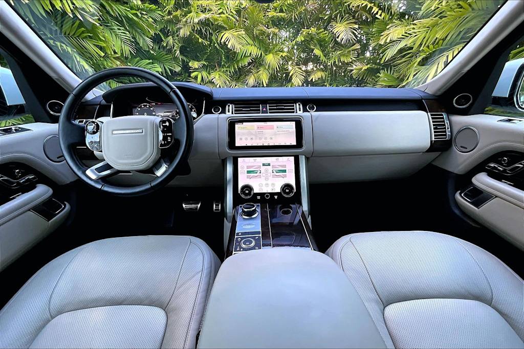 Thumbnail: 2022 Land Rover Range Rover - 10