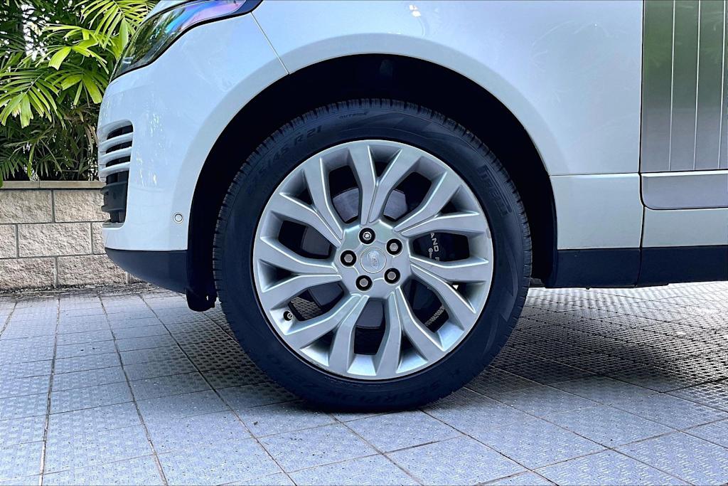 Thumbnail: 2022 Land Rover Range Rover - 8