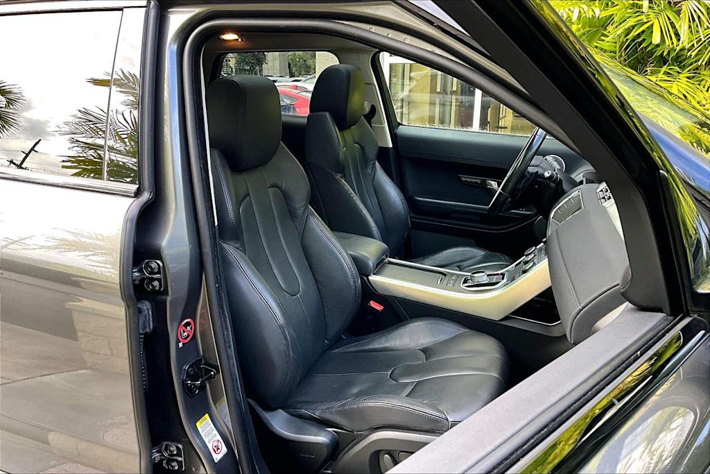 Thumbnail: 2015 Land Rover Range Rover Evoque - 22