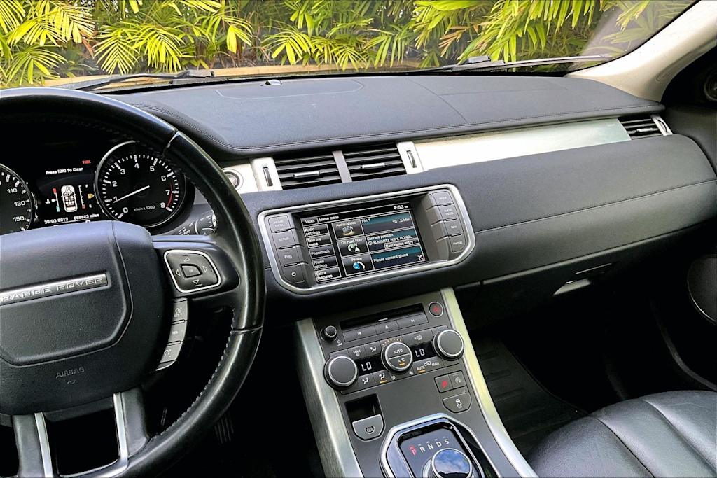 Thumbnail: 2015 Land Rover Range Rover Evoque - 15