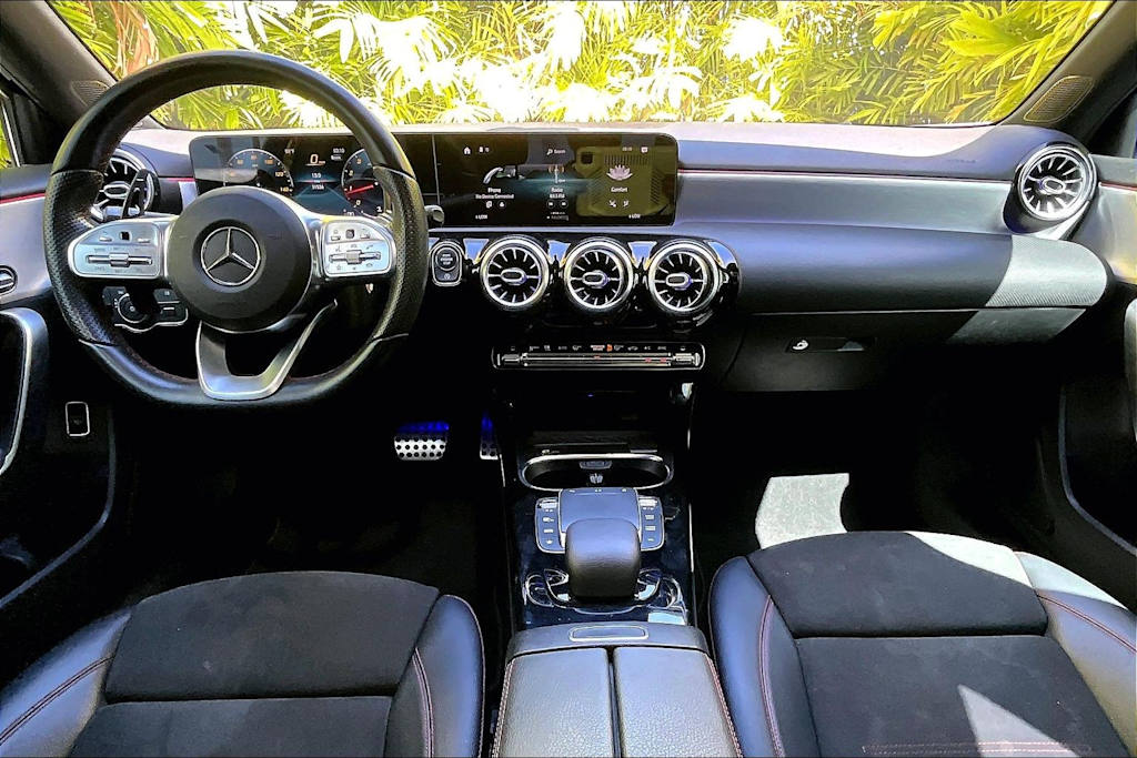 Thumbnail: 2021 Mercedes-Benz A-Class - 10