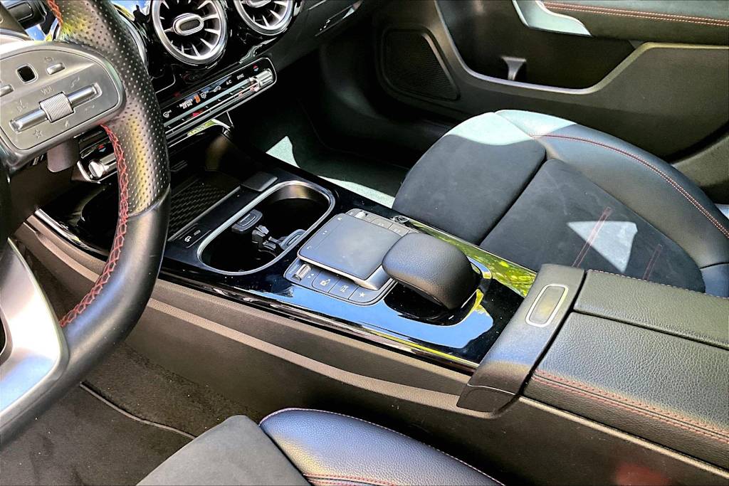 Thumbnail: 2021 Mercedes-Benz A-Class - 17