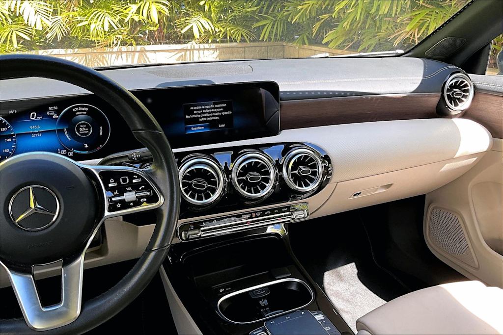 Thumbnail: 2023 Mercedes-Benz CLA - 15