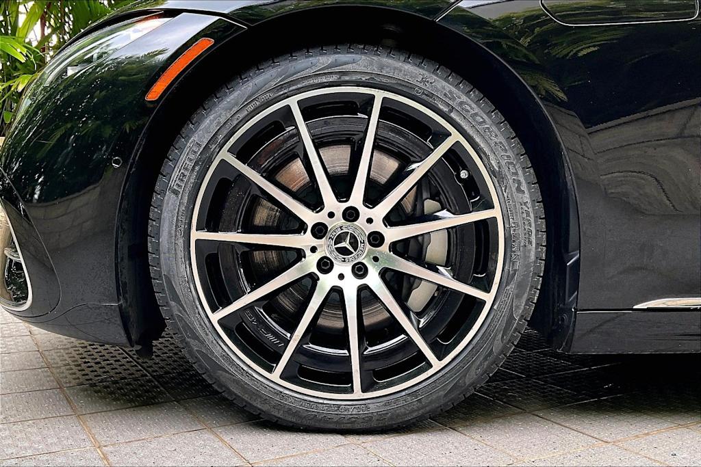 Thumbnail: 2022 Mercedes-Benz EQS - 8