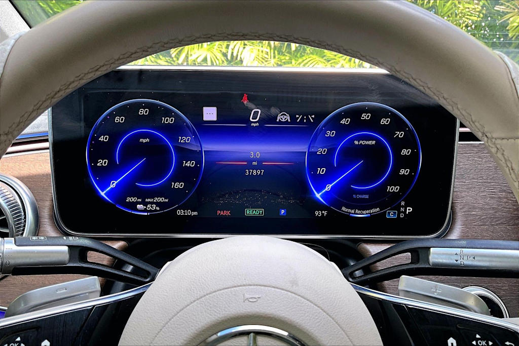 Thumbnail: 2023 Mercedes-Benz EQS - 18