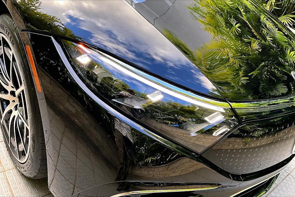Thumbnail: 2023 Mercedes-Benz EQS - 30