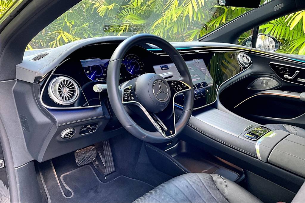 Thumbnail: 2023 Mercedes-Benz EQS - 2