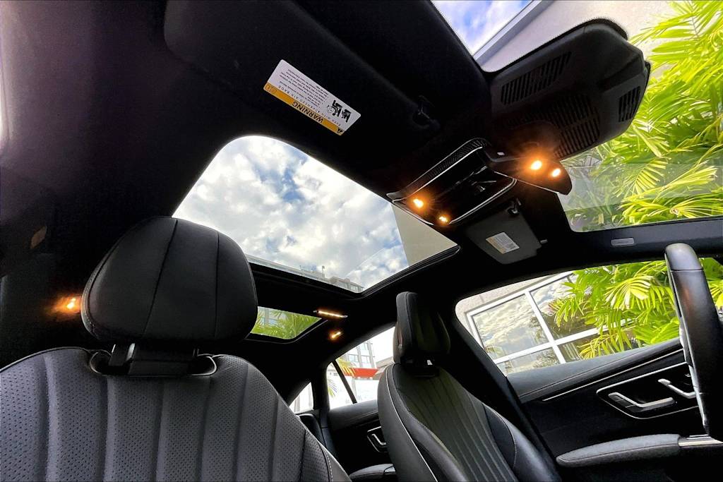 Thumbnail: 2022 Mercedes-Benz EQS - 30