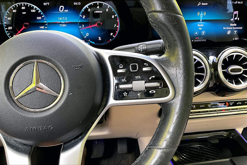 Thumbnail: 2021 Mercedes-Benz GLB - 27