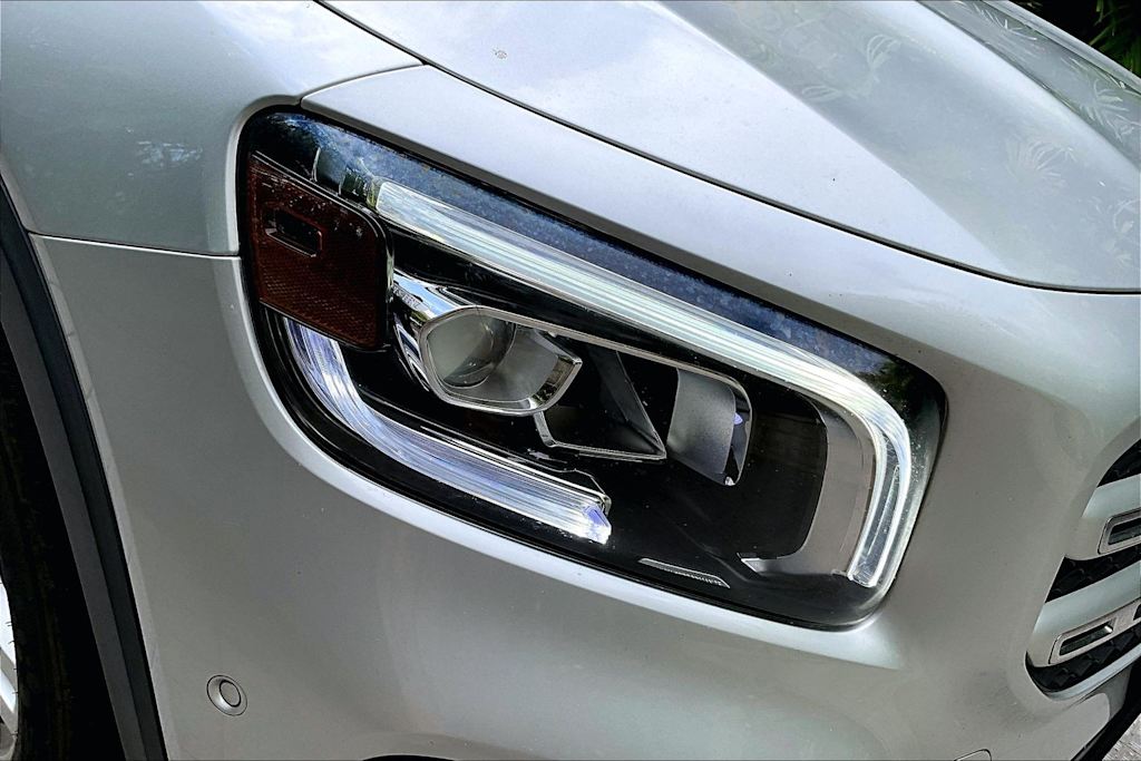 Thumbnail: 2021 Mercedes-Benz GLB - 31