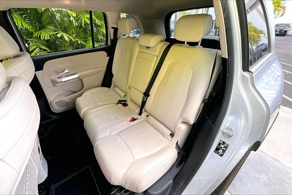 Thumbnail: 2021 Mercedes-Benz GLB - 13