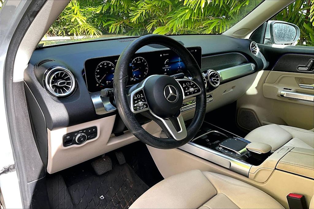 Thumbnail: 2021 Mercedes-Benz GLB - 2