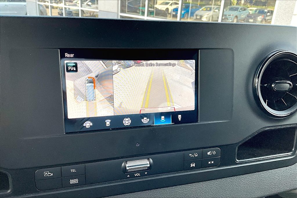 Thumbnail: 2022 Mercedes-Benz Sprinter - 26