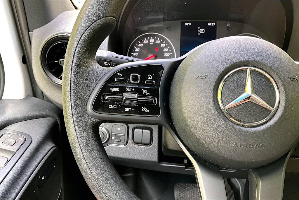Thumbnail: 2024 Mercedes-Benz Sprinter - 25