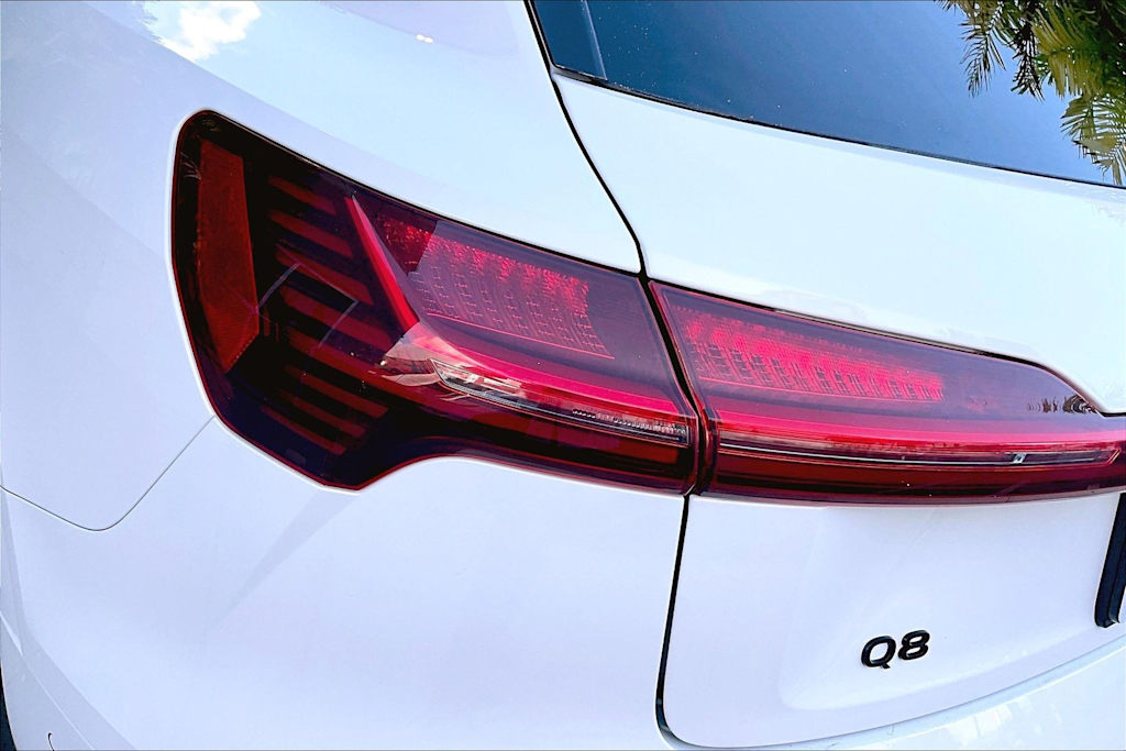 Thumbnail: 2024 Audi Q8 e-tron - 32