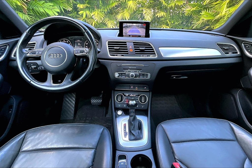 Thumbnail: 2016 Audi Q3 - 10