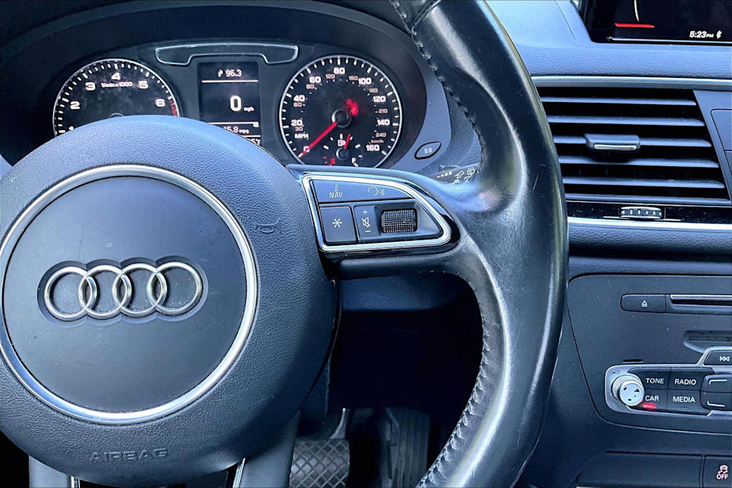 Thumbnail: 2016 Audi Q3 - 26