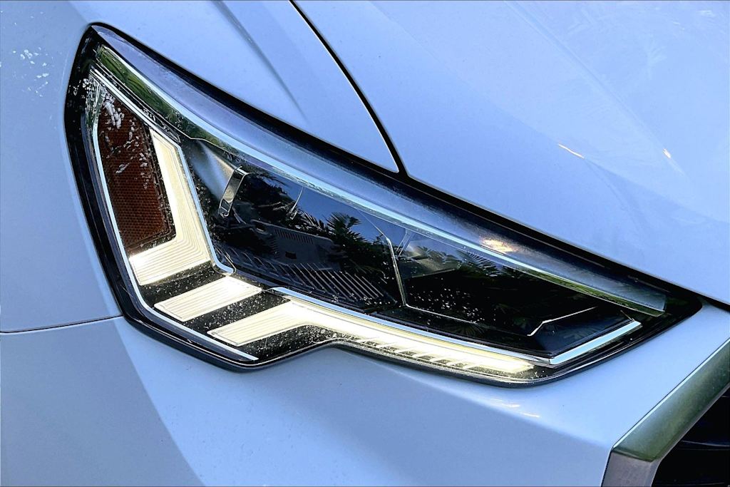 Thumbnail: 2020 Audi Q3 - 30