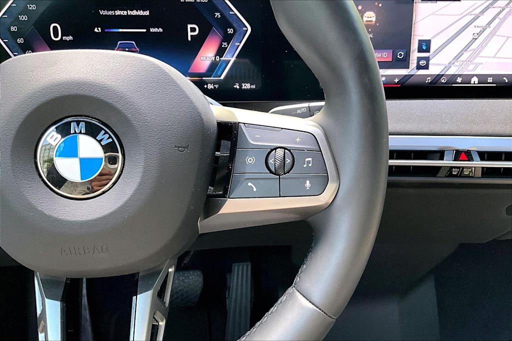Thumbnail: 2025 BMW iX - 25