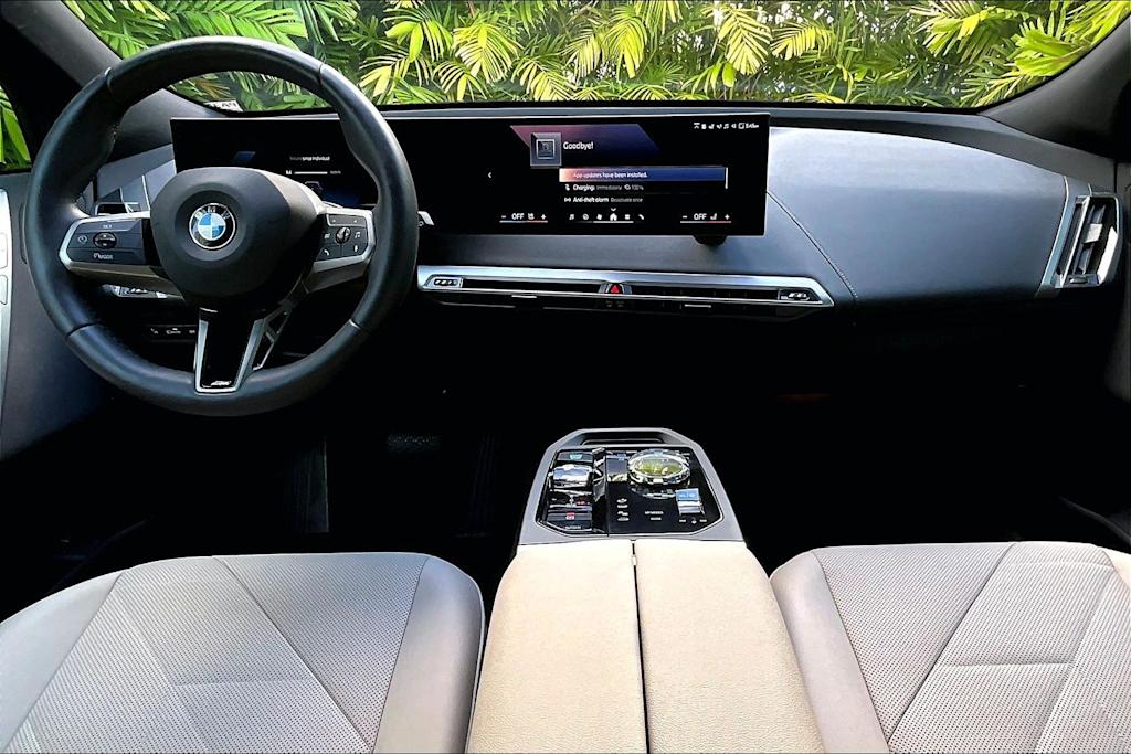 Thumbnail: 2025 BMW iX - 9