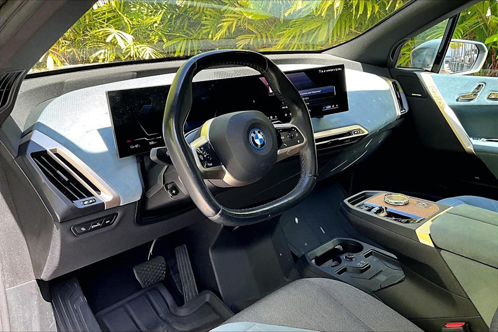 Thumbnail: 2024 BMW iX - 2