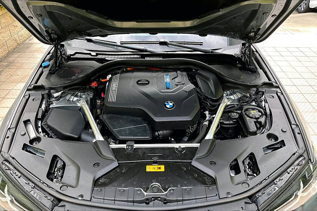 Thumbnail: 2023 BMW 5 Series - 9