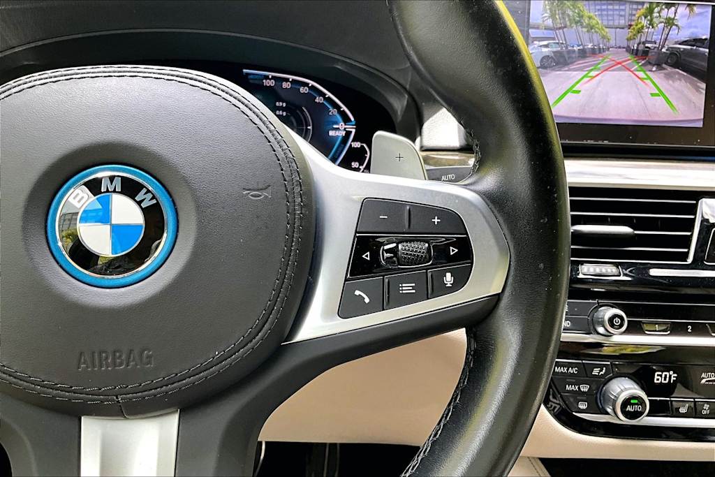 Thumbnail: 2023 BMW 5 Series - 26