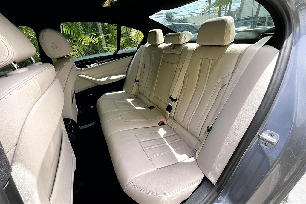 Thumbnail: 2023 BMW 5 Series - 29