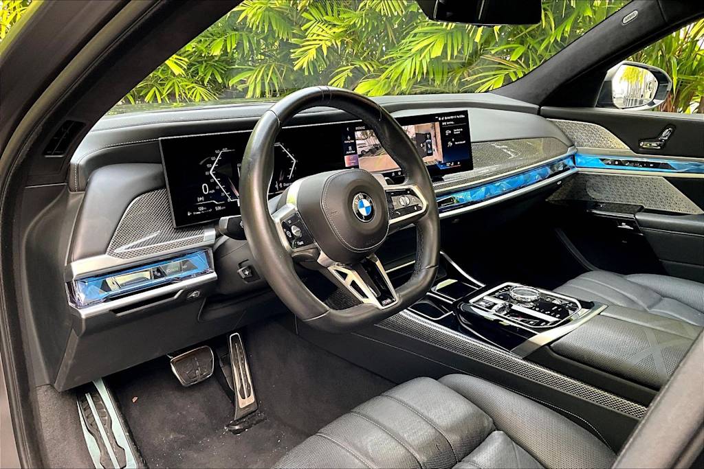 Thumbnail: 2023 BMW 7 Series - 2