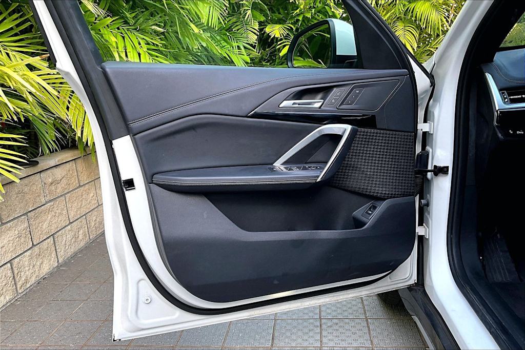 Thumbnail: 2025 BMW X1 - 27