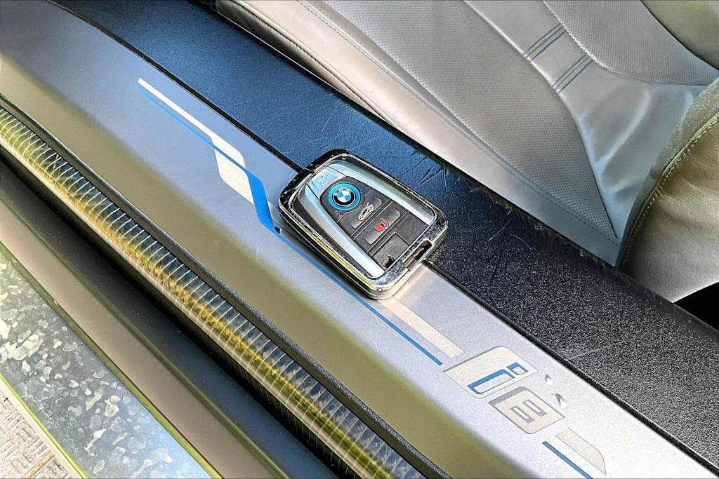 Thumbnail: 2015 BMW  - 18