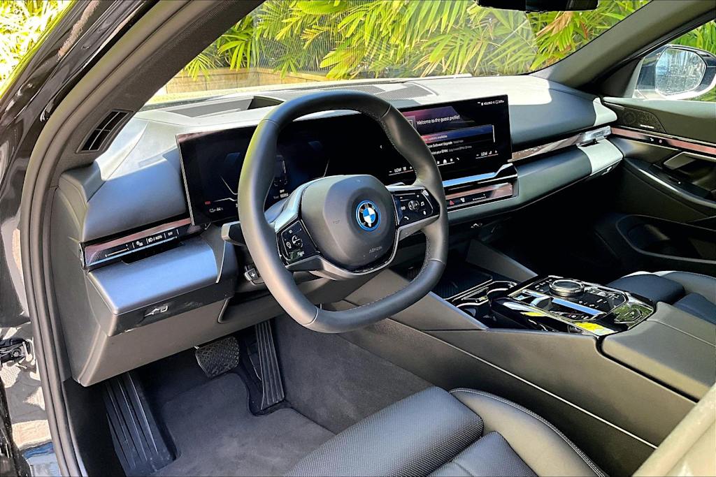 Thumbnail: 2024 BMW i5 - 2