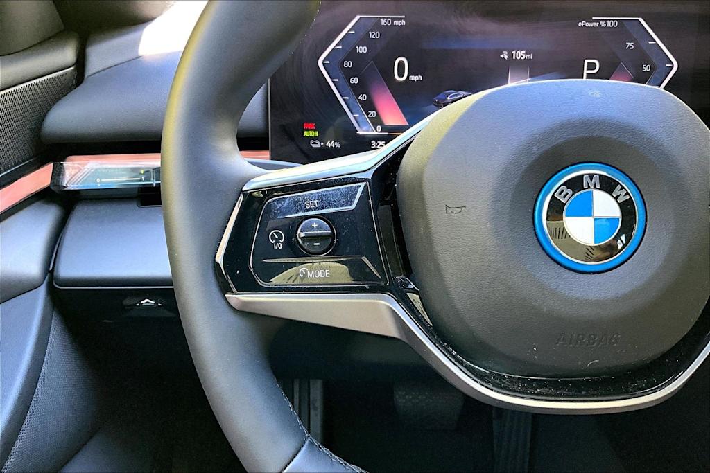 Thumbnail: 2024 BMW i5 - 26