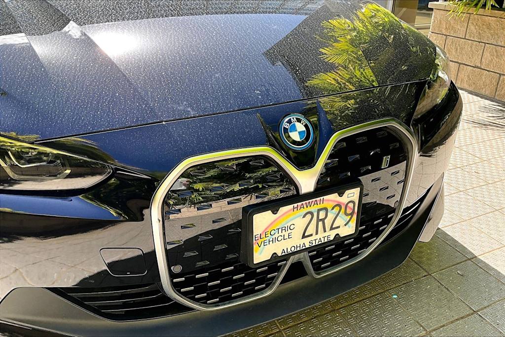Thumbnail: 2024 BMW i4 - 33
