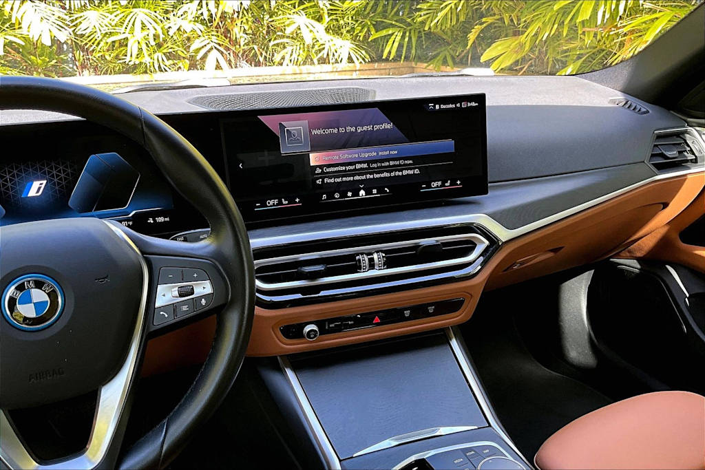 Thumbnail: 2024 BMW i4 - 15