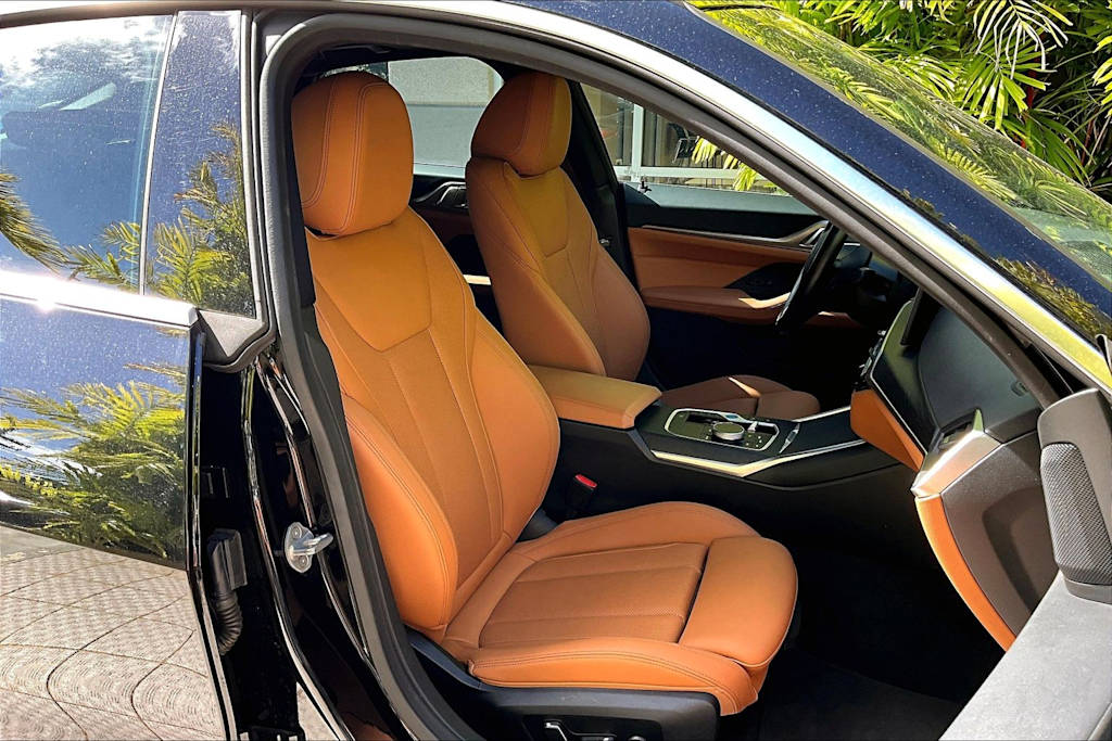 Thumbnail: 2024 BMW i4 - 12