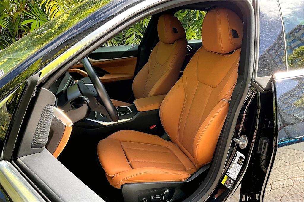 Thumbnail: 2024 BMW i4 - 11