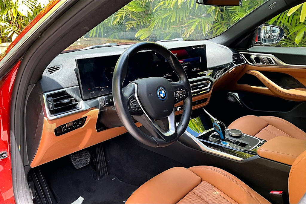 Thumbnail: 2023 BMW i4 - 2