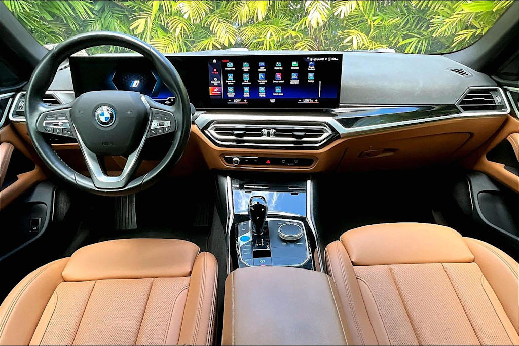 Thumbnail: 2023 BMW i4 - 10