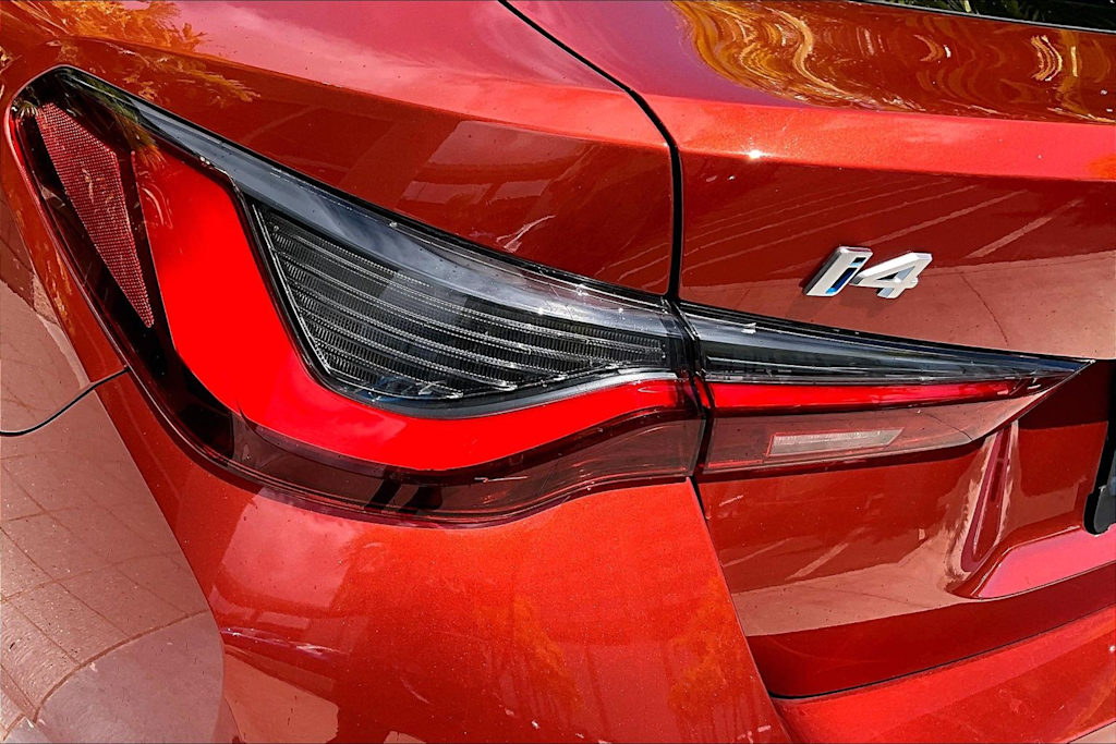 Thumbnail: 2023 BMW i4 - 32